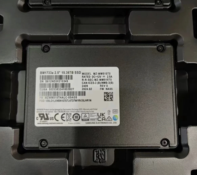 Samsung PM1743 15.36TB